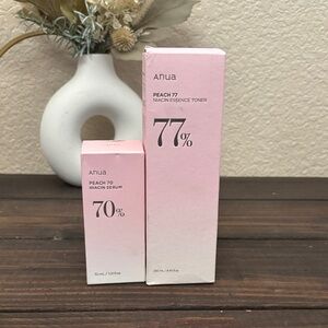 Peach Niacin Essence Toner and Serum Set - Pink